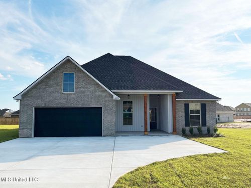 12181 Walker Rd, Ocean Springs, MS, 39564-1105 | Card Image