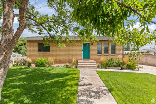 530 N 600 E, Richfield, UT, 84701-2243 | Card Image