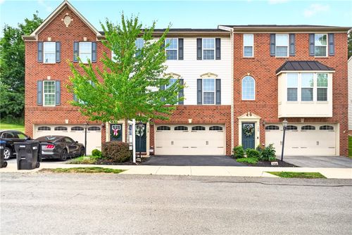 108 Noble Woods Dr, Coraopolis, PA, 15108-7301 | Card Image