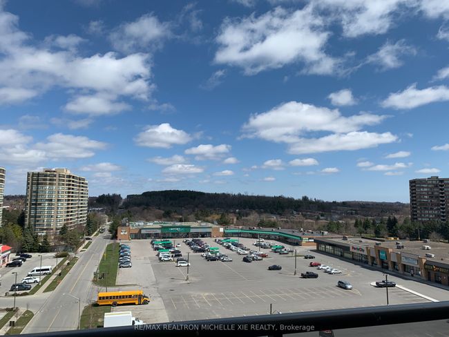 912 - 9600 Yonge St, Condo with 2 bedrooms, 1 bathrooms and 1 parking in Richmond Hill ON | Image 6