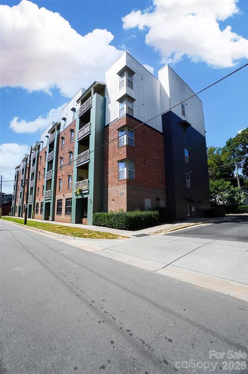 unit-306-630 Calvert St, Charlotte, NC, 28208-5188 | Card Image