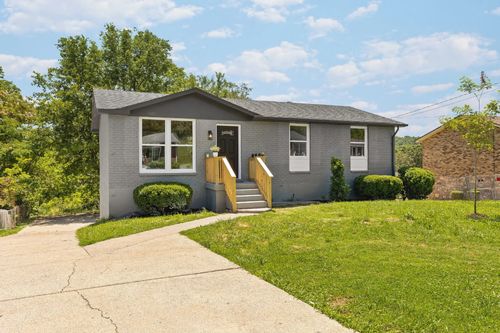 373 Kingview Dr, Nashville, TN, 37218-1932 | Card Image