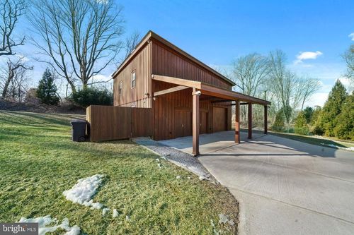 920 Horseshoe Pike, DOWNINGTOWN, PA, 19335-1336 | Card Image