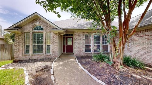 2350 Kendal Green Cir, College Station, TX, 77845-4840 | Card Image