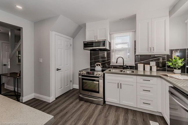 34 St George St, House other with 3 bedrooms, 2 bathrooms and 4 parking in Paris ON | Image 13