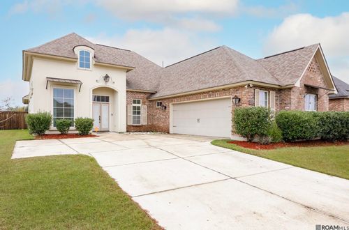 3421 Meadow Grove Ave, Zachary, LA, 70791-5486 | Card Image