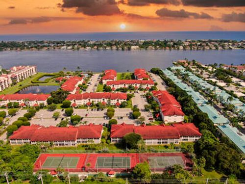 apt-b1-105 Half Moon Cir, Hypoluxo, FL, 33462-5481 | Card Image