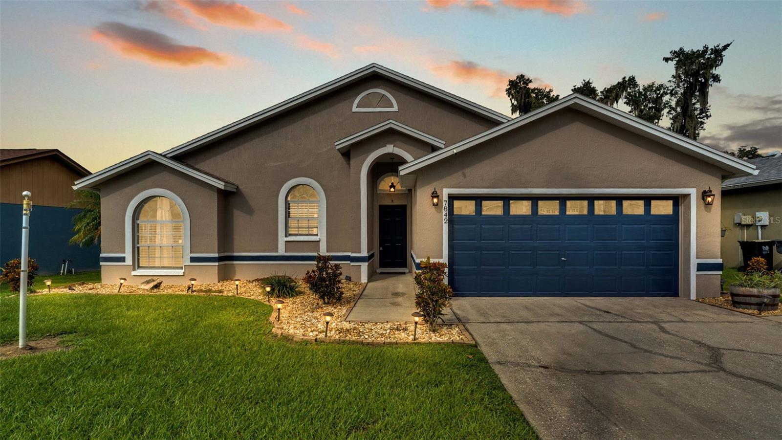 Manor Dr, Lakeland, FL 33810