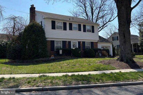 11 Woodstock Drive, CHERRY HILL, NJ, 08034 | Card Image