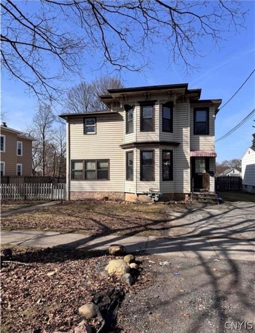 307 Highland Ave, East Syracuse, NY, 13057-2151 | Card Image