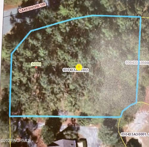 2 Lakeshore Dr, Wagram, NC, 28396 | Card Image