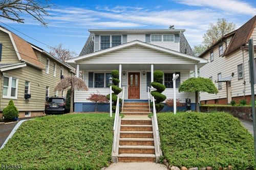 611 5th Ave, Lyndhurst, NJ, 07071-1202 | Card Image