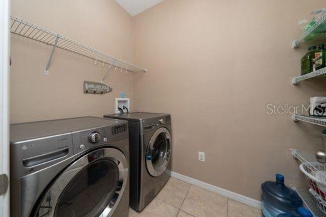 8609 Fiddleleaf Ct, Townhouse with 3 bedrooms, 3 bathrooms and null parking in TAMPA FL | Image 16