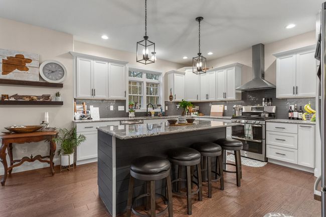 611 Weldon Springs Rd, House other with 4 bedrooms, 4 bathrooms and 3 parking in Monticello IL | Image 14