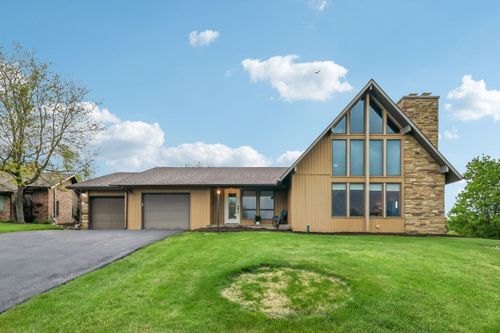 128 Southwood Dr, Uniontown, PA, 15401-8911 | Card Image