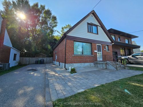 44 Harris Park Dr, Scarborough, ON, M1L3A4 | Card Image