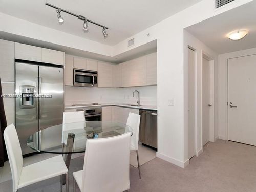 apt-810-4250 Biscayne Blvd, Miami, FL, 33137-3274 | Card Image