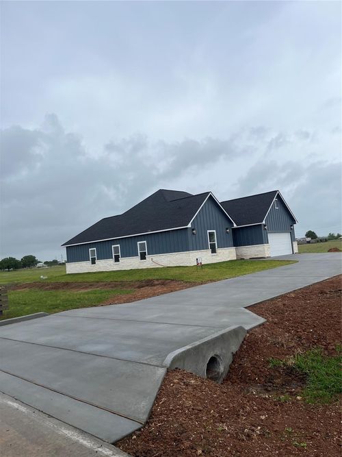 33416 Brit Bailey Blvd, Angleton, TX, 77515 | Card Image