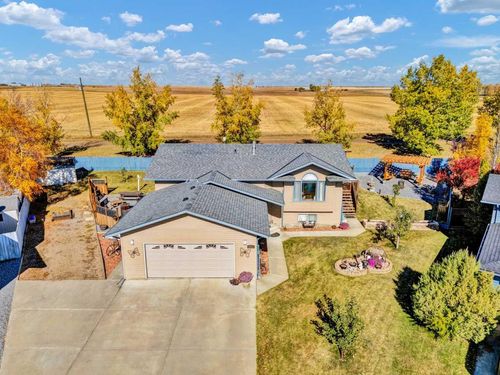 833 1 Street West Close, Bassano, AB, T0J | Card Image