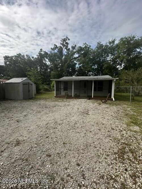 115 E Hicks St, Palatka, FL, 32177-8178 | Card Image