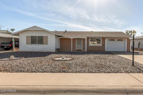 11622 N Desert Hills Dr W, Sun City, AZ, 85351-3832 | Card Image
