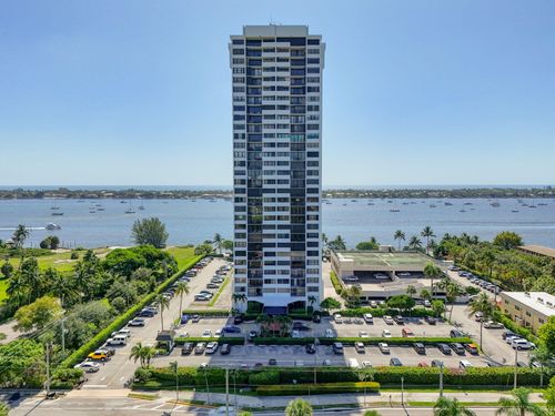 2703-5600 N Flagler Dr, West Palm Beach, FL, 33407-2648 | Card Image