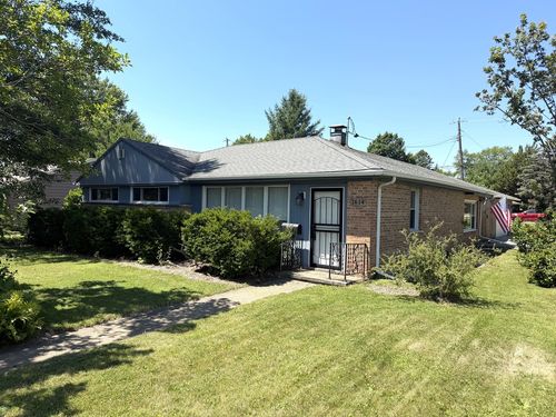 1614 Rebecca Dr, Rockford, IL, 61107-2120 | Card Image