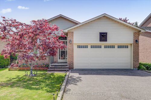 21 Mowat Crt, Whitby, ON, L1N8H2 | Card Image
