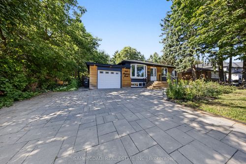 1207 Pinegrove Rd, Oakville, ON, L6L2W8 | Card Image