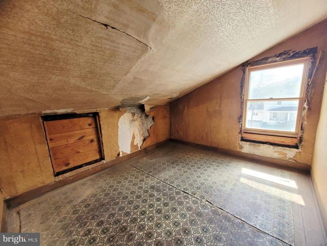 18918 Bradley St, House other with 3 bedrooms, 1 bathrooms and null parking in BARTON MD | Image 25