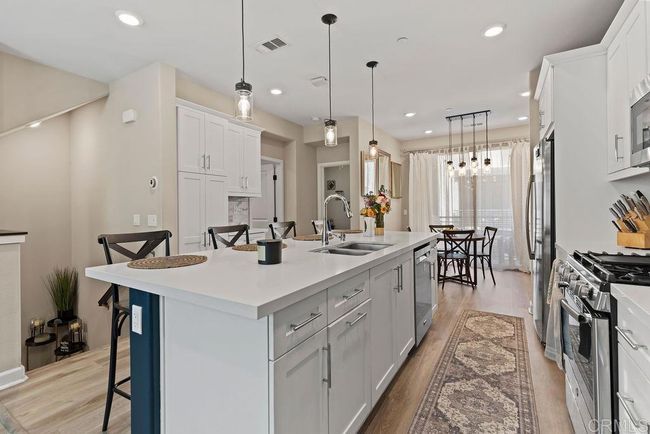 UNIT-4 - 1840 Mint Ter, Condo with 3 bedrooms, 4 bathrooms and 2 parking in Chula Vista CA | Image 11