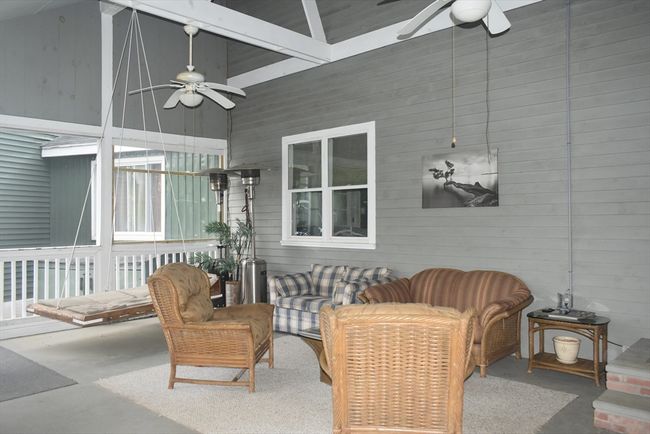 111 Northwest Rd, House other with 5 bedrooms, 4 bathrooms and 8 parking in Spencer MA | Image 5