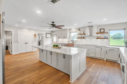 397 Rs County Road 4452, Point, TX, 75472-5565 | Card Image