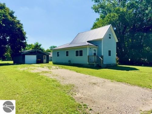 219 Grafton Ave, Alma, MI, 48801-2448 | Card Image