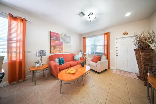 3076 Se 4th Ct, Homestead, FL, 33033-7169 | Card Image