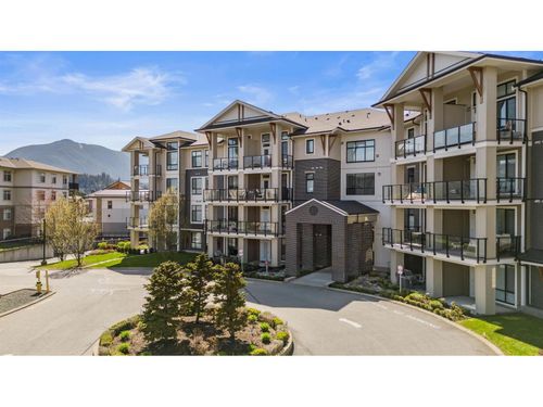 203-45761 Stevenson Road, Chilliwack, BC, V2R0Y7 | Card Image