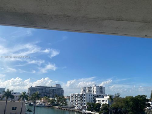 apt-405-7118 Bonita Dr, Miami Beach, FL, 33141-3005 | Card Image