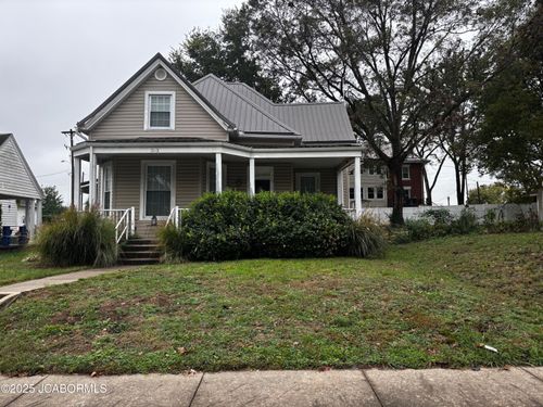 203 S High St, CALIFORNIA, MO, 65018-1711 | Card Image