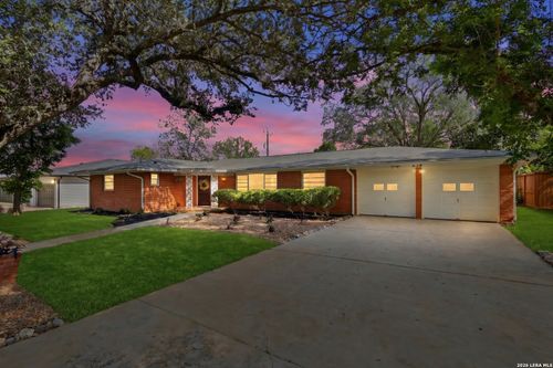 634 Rockhill Dr, San Antonio, TX, 78209-3149 | Card Image