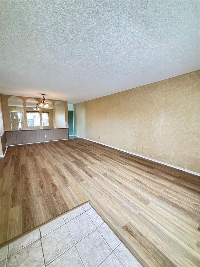 APT-48 - 2404 Florentine Way, Condo with 2 bedrooms, 2 bathrooms and null parking in CLEARWATER FL | Image 5