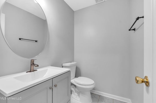 Alexander 10 | Image 10