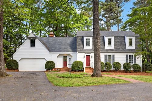 140 Holly Hill Ln, Suffolk, VA, 23434-7137 | Card Image