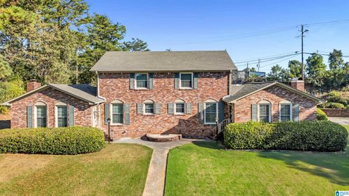 8-1867 Valgreen Ln, HOOVER, AL, 35226-3612 | Card Image