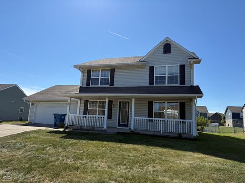 68 S Burkhart Dr, Bargersville, IN, 46106-8483 | Card Image