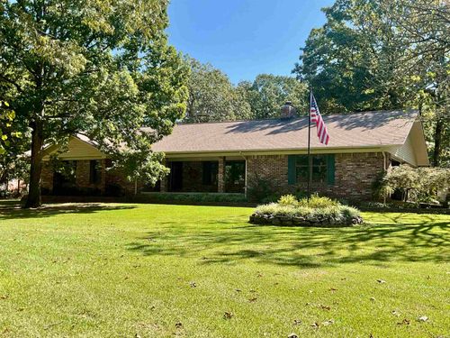 18 Southridge Ct, Batesville, AR, 72501-4223 | Card Image