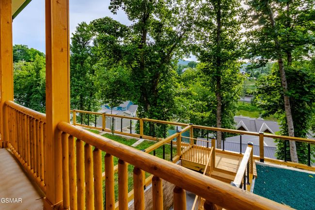 617 Davenport Rd, House other with 3 bedrooms, 3 bathrooms and null parking in Gatlinburg TN | Image 36