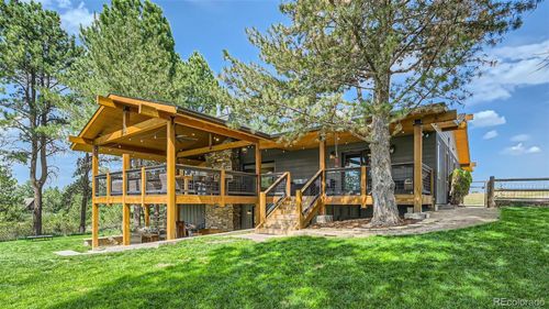 2231 Meadow Green Cir, Franktown, CO, 80116-9487 | Card Image