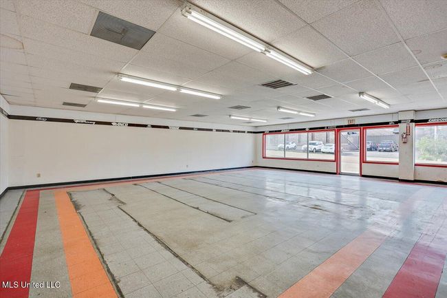 16-230 Clinton Plaza | Image 16