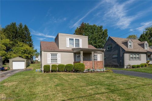 491 Spring St, Struthers, OH, 44471-1227 | Card Image