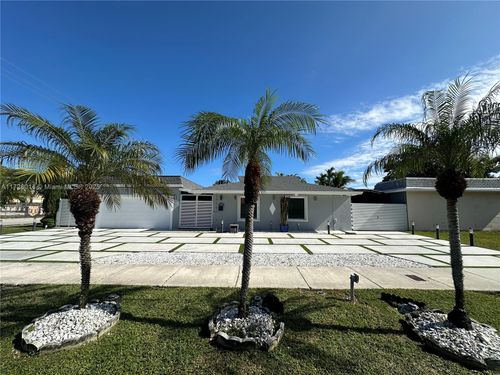8405 Sw 102nd Pl, Miami, FL, 33173-3950 | Card Image